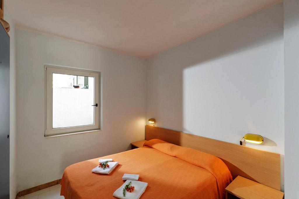 Hotel Villaggio Costa Ripa Rodi Garganico Zimmer foto